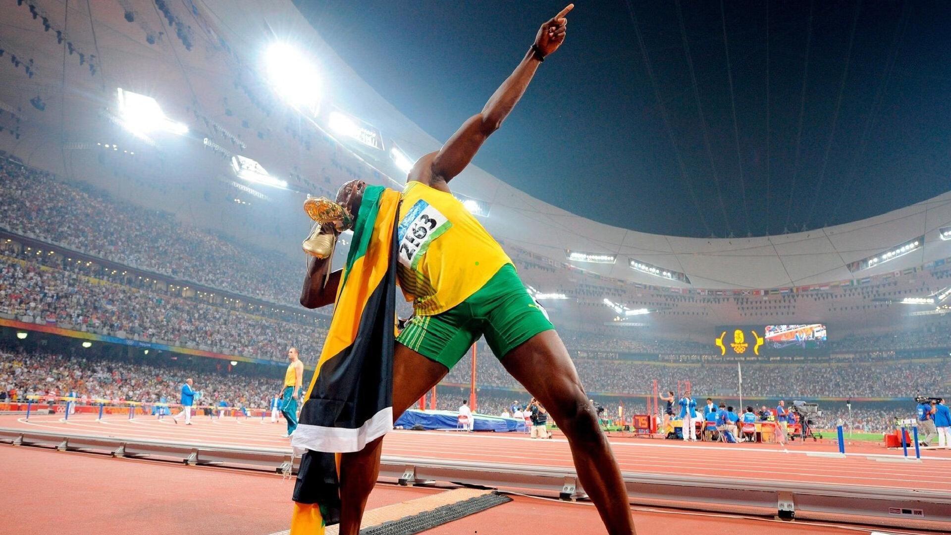 文筱婷阐述降薪落实路径，以沟通化解挑战，队员理解成共识