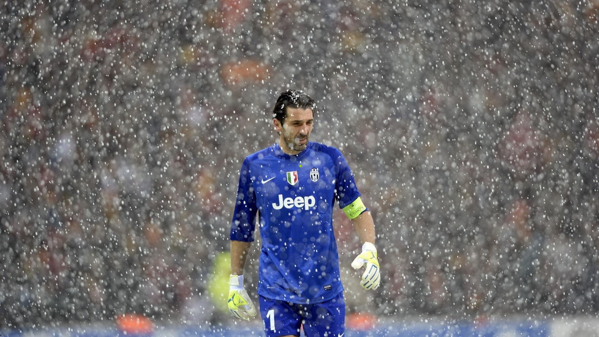 十年磨一剑!枪手力克拜仁显锋芒,最强阵容就差冠军加冕